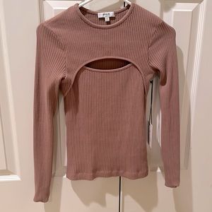 Never been worn Agolde top